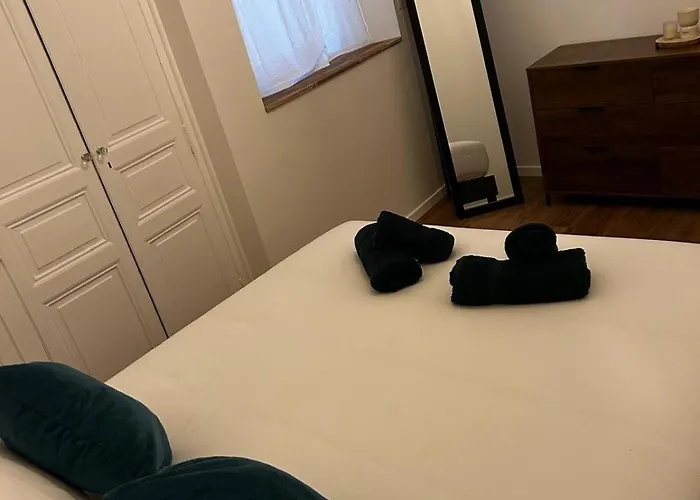 Apartment Cozy Centre Coupole Arenes Nimes